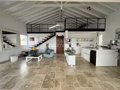 Maison, 202 m²