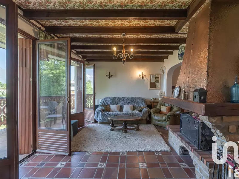 Maison, 227 m²