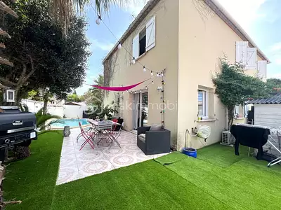 Maison, 155 m²