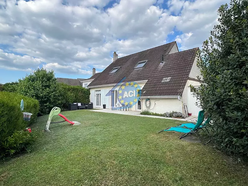 Maison, 147 m²