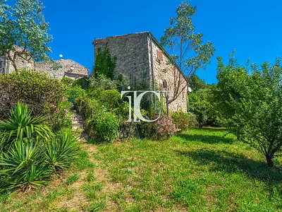 Maison, 363 m²