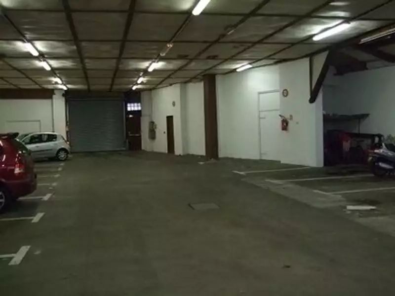 Parking, 10 m²
