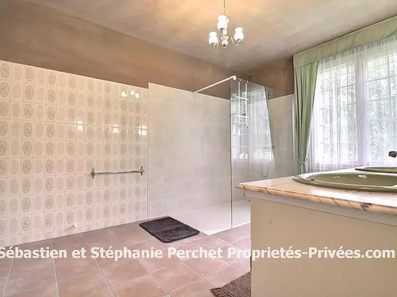 Maison, 229 m²