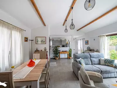 Maison, 99 m²
