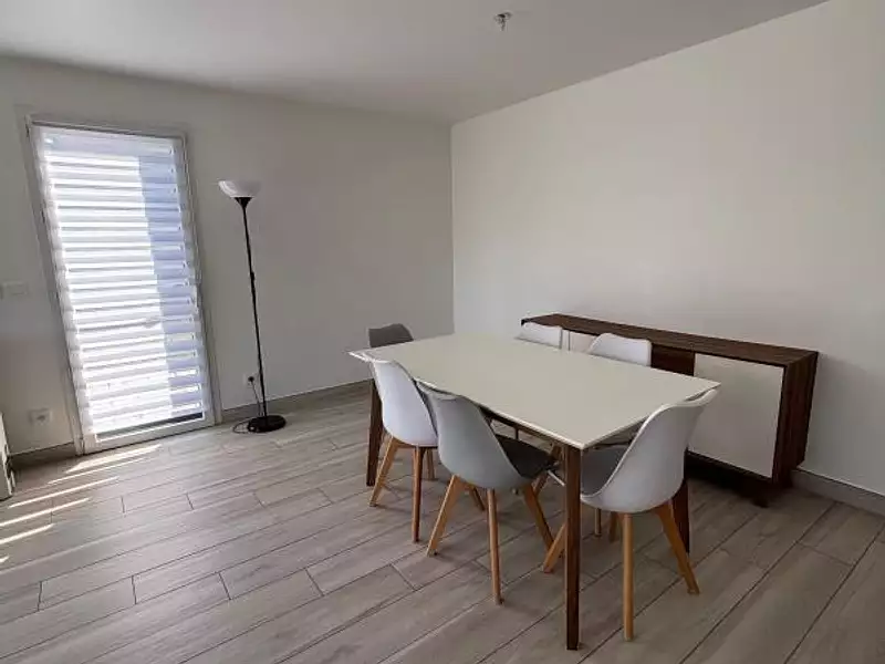 Maison, 119 m²