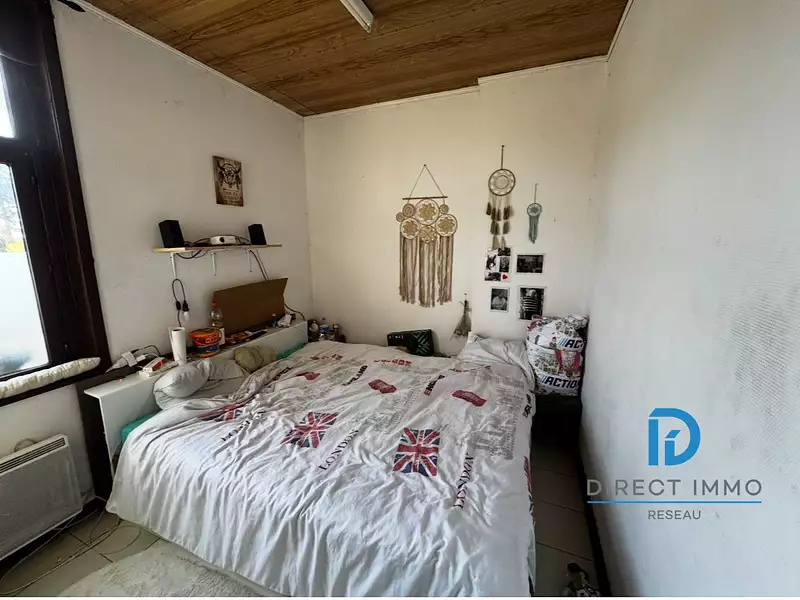 Immeuble, 180 m²