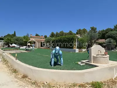 Maison, 243 m²