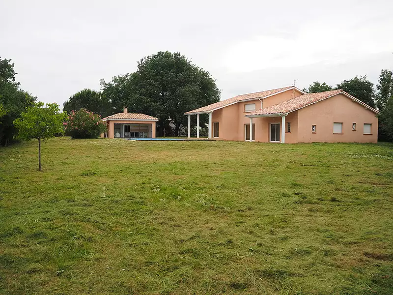 Maison, 191,57 m²