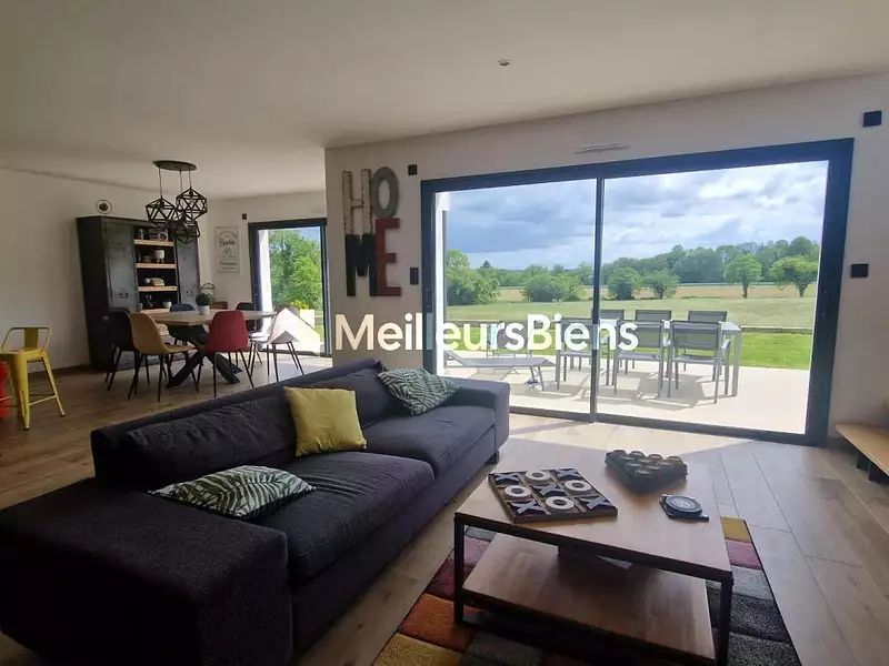 Maison, 145 m²