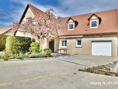 Maison, 165 m²