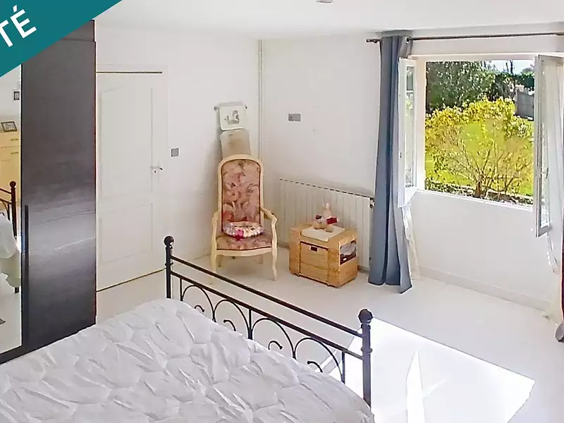 Maison, 350 m²
