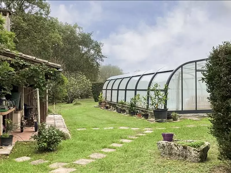 Maison, 270 m²