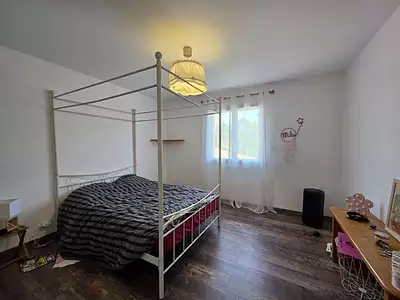 Maison, 215 m²