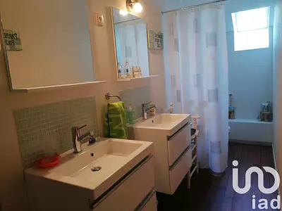 Maison, 210 m²