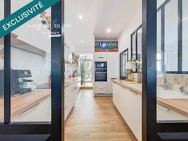 Maison, 200 m²