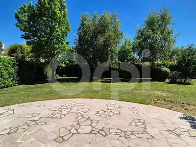 Maison, 180 m²