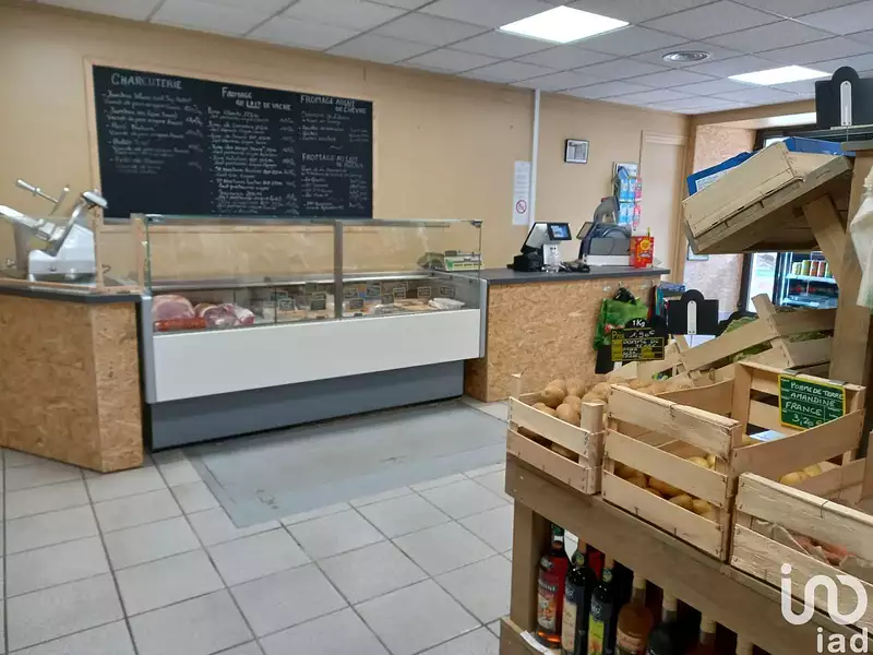 Divers, 200 m²