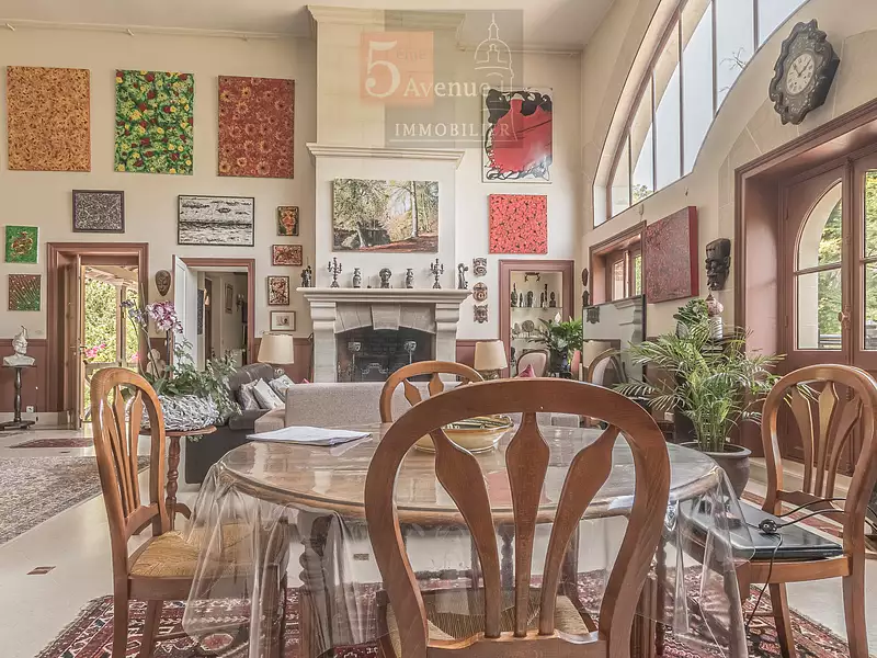 Maison, 370 m²