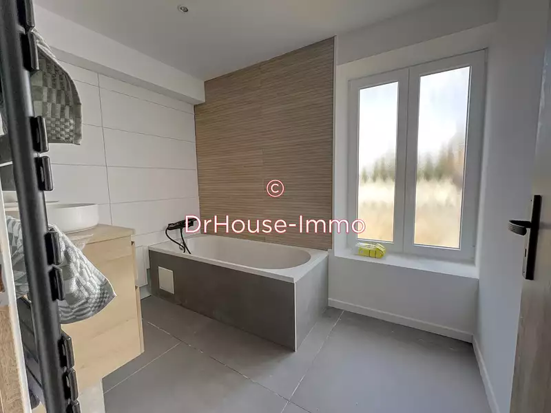 Maison, 220 m²