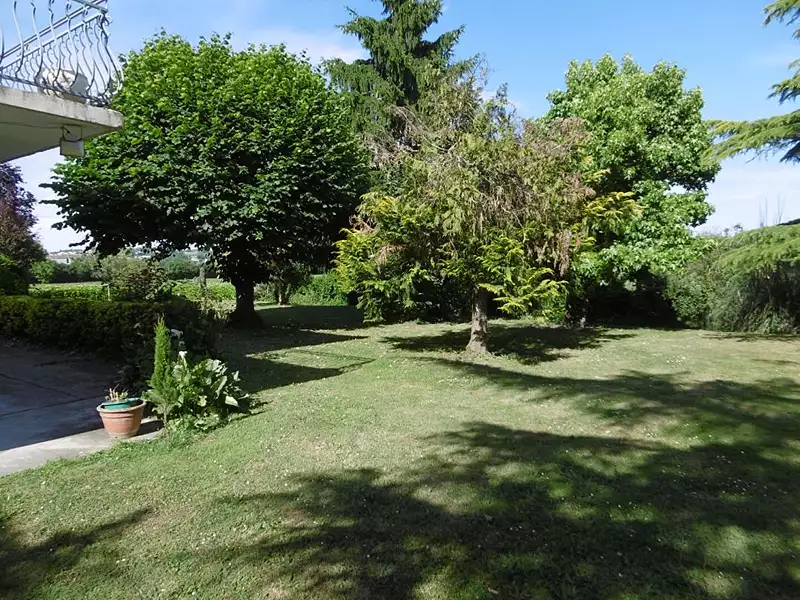 Maison, 235 m²