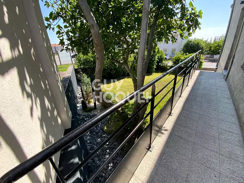 Maison, 165 m²