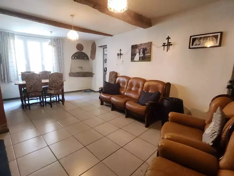 Maison, 250 m²