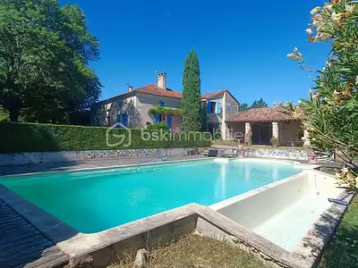 Maison, 309 m²