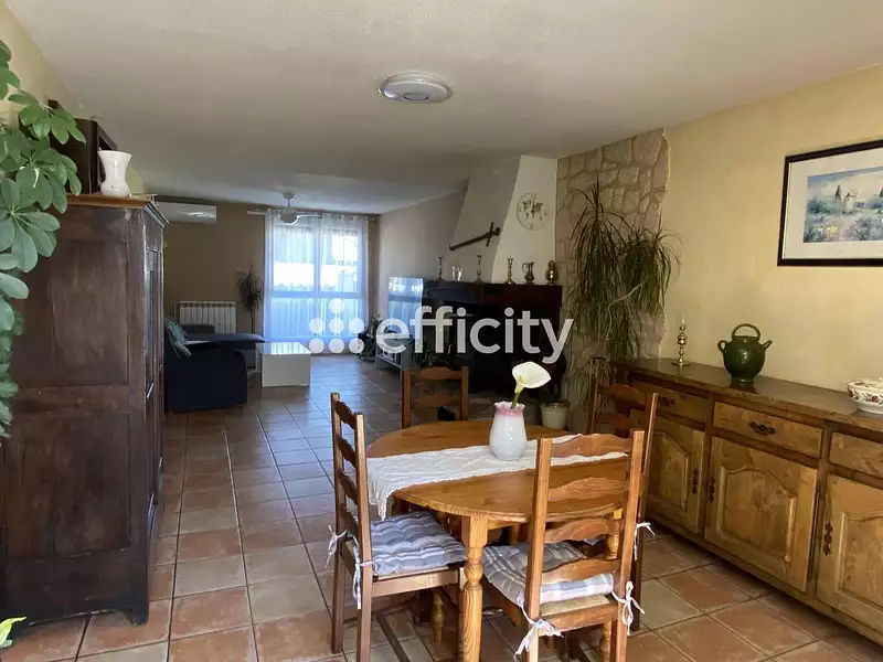 Maison, 115 m²