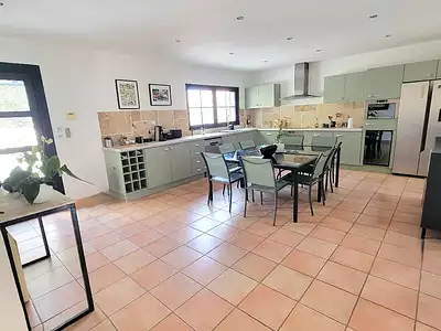 Maison, 265 m²