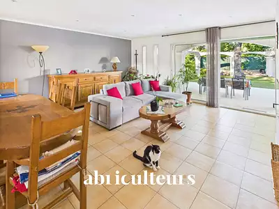 Maison, 123 m²