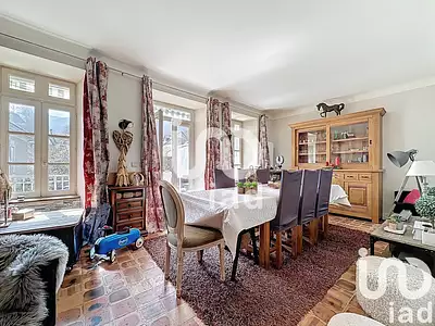 Maison, 246 m²