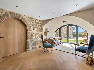 Maison, 270 m²
