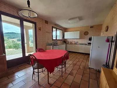 Maison, 180 m²
