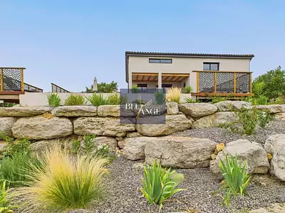 Maison, 180,8 m²