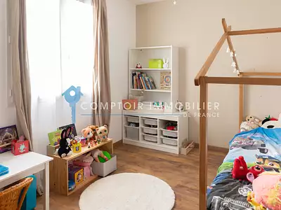Maison, 99 m²
