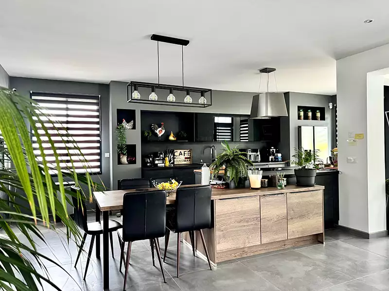 Maison, 212 m²