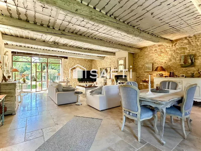 Maison, 400 m²