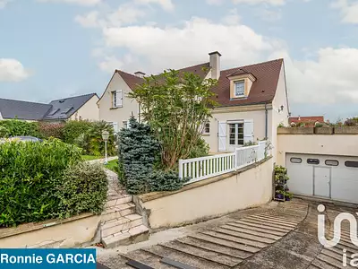Maison, 176 m²