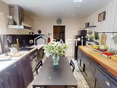 Maison, 153 m²