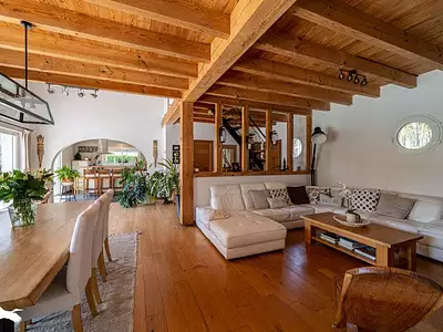 Maison, 240 m²