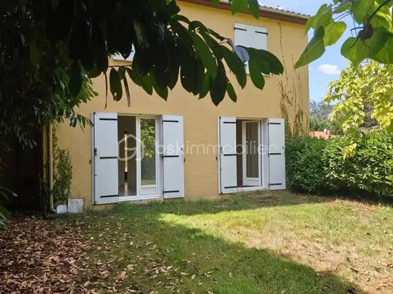 Maison, 92 m²