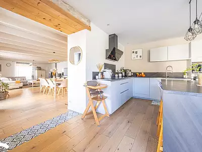 Maison, 219 m²