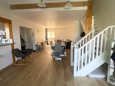 Maison, 117 m²