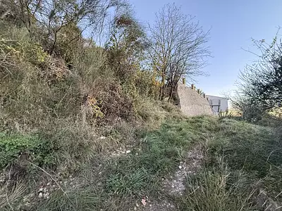 Terrain, 1 985 m²
