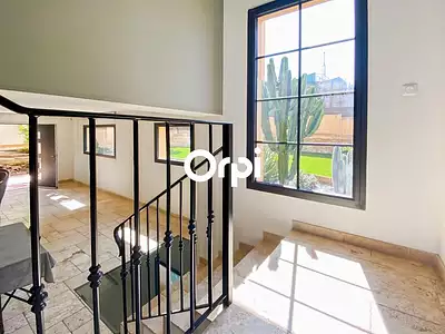 Maison, 203 m²