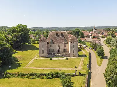 Maison, 1 500 m²