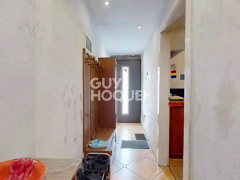 Maison, 167 m²
