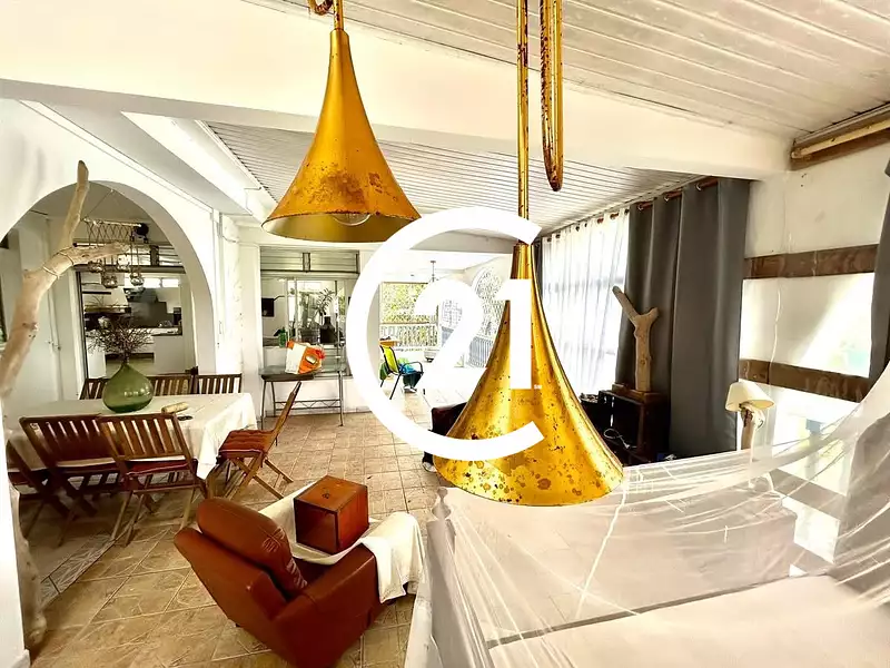 Maison, 136,7 m²
