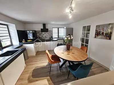 Maison, 235 m²