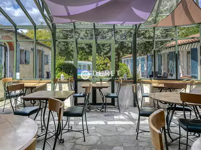 Maison, 872 m²